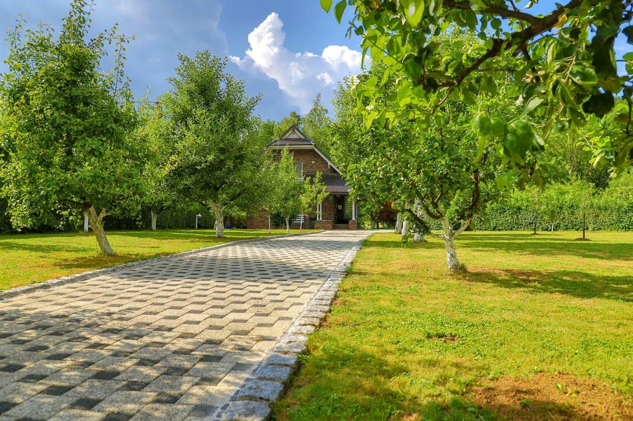 Holiday Home Villa Sara Bihać Esterno foto
